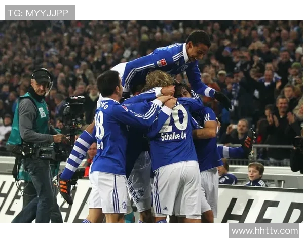 多特蒙德与弗赖堡的激烈对决回顾及精彩瞬间分析